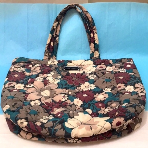 Marc Jacobs Quilted Flower Floral Tote Bag
Professionally Cleaned EUC - Picture 5 of 12